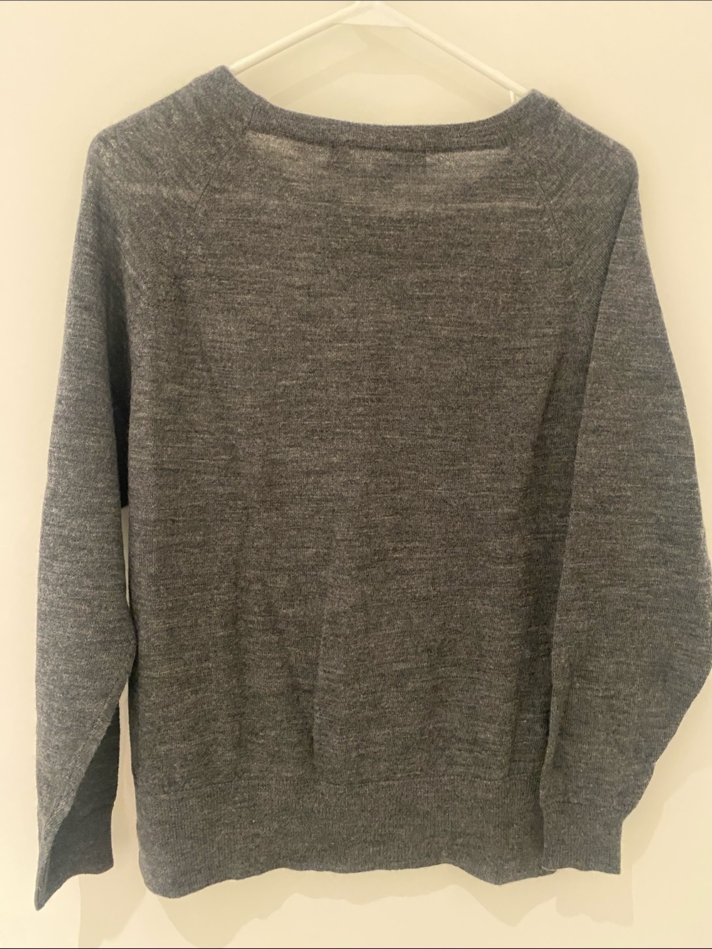 NWT French Connection 100% Wool “Dog” Long Sleeve Crewneck Sweater Grey Size XS - Picture 7 of 8